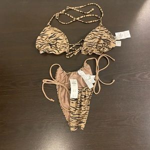 Womens Abercrombie & Fitch zebra print swim suit, size medium